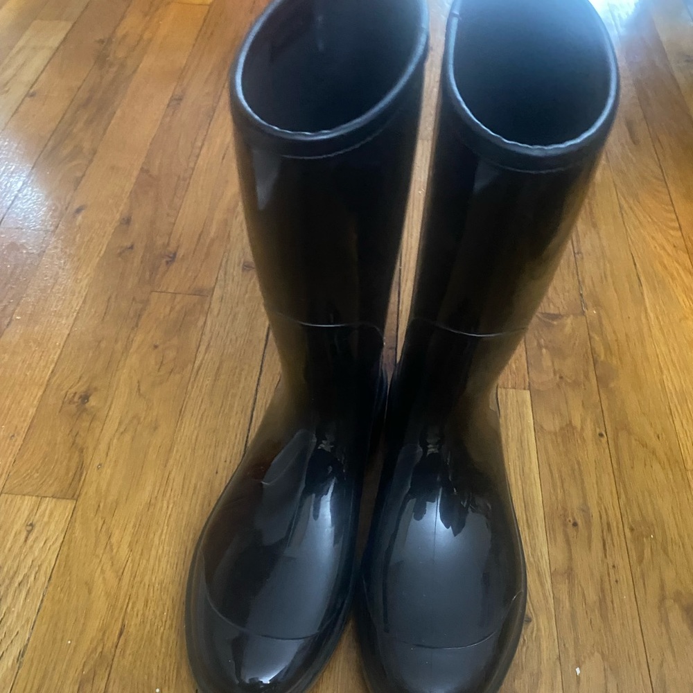 Authentic Gucci rainboots